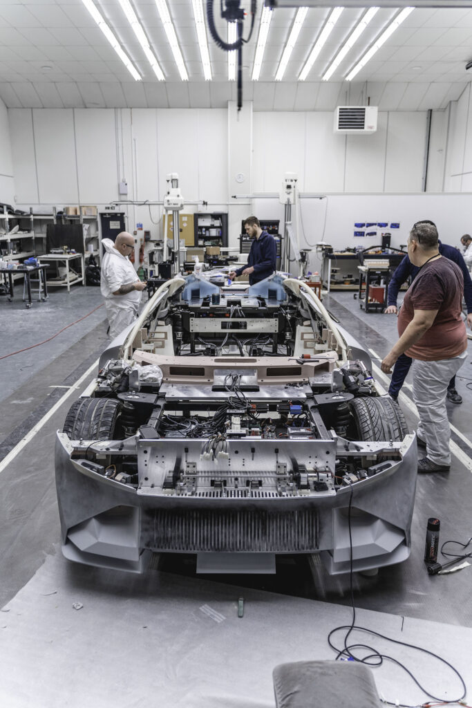 Lynk & Co, Build Photos, Session 1 - by Visually Rich 08353