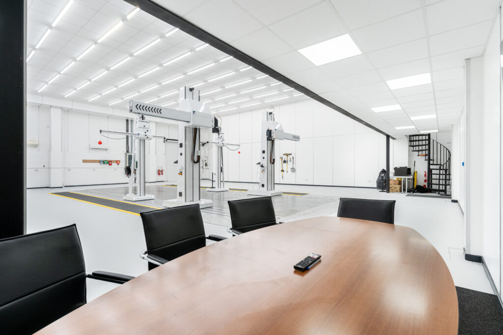 Envisage Studio - by Visually Rich 05466