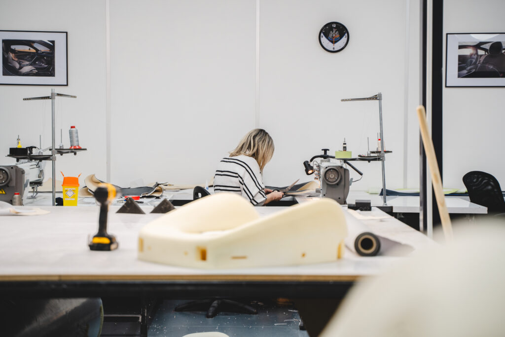 Envisage, Trim - by Visually Rich 06117