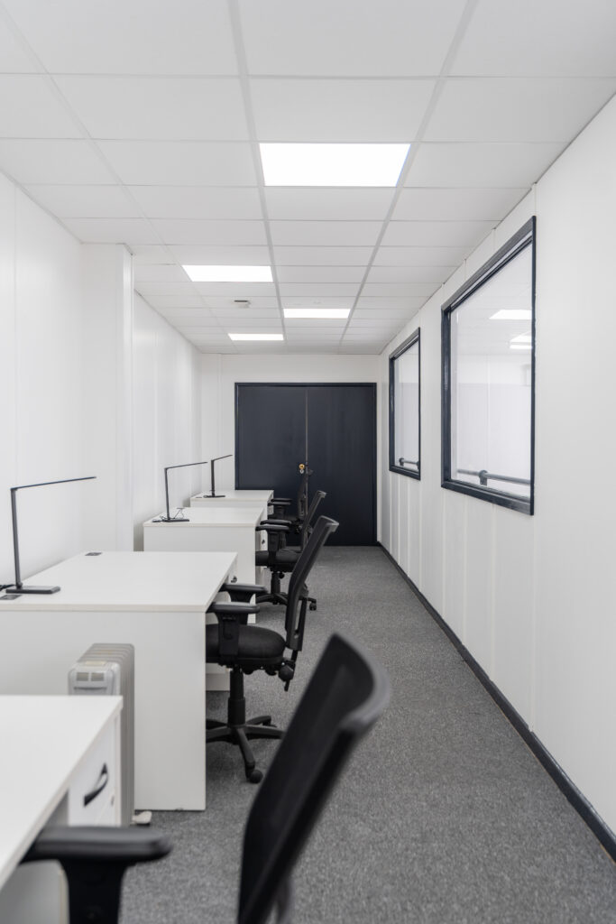 Envisage Studio - by Visually Rich 06102