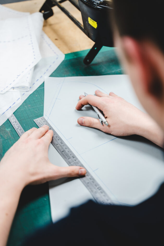 Envisage, Trim - by Visually Rich 06125