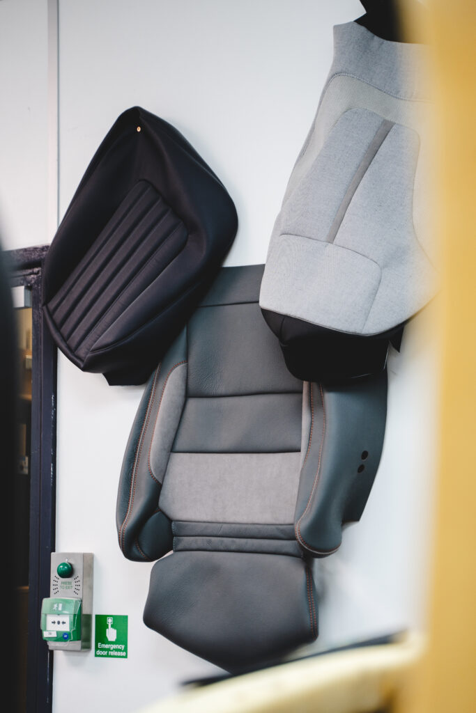 Envisage, Trim - by Visually Rich 06136