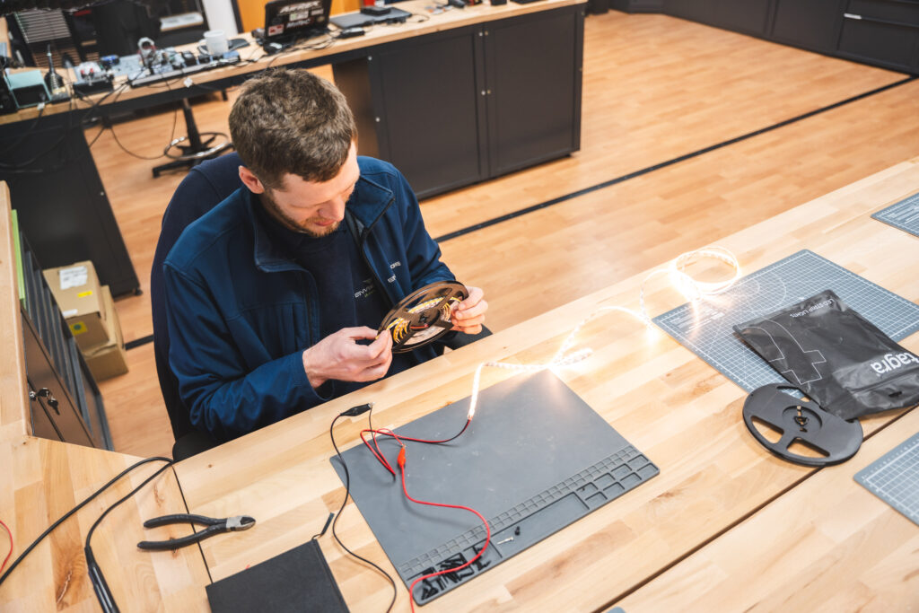 Electronics - by Visually Rich-00439