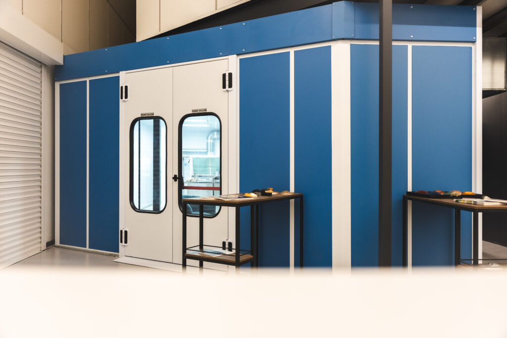 Paint Shop - by Visually Rich-00535