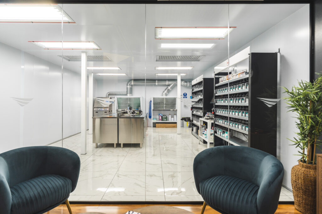 Paint Shop - by Visually Rich-00608